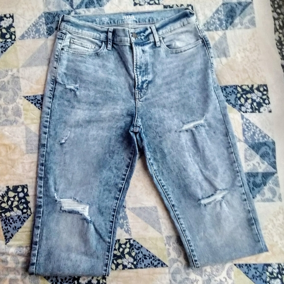 ⭐Distressed Jeans Bundle - Picture 8 of 9